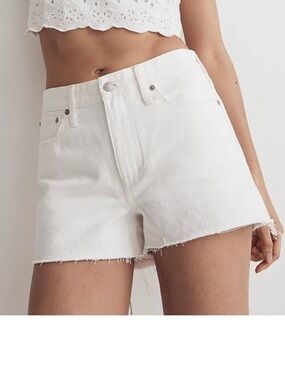 Madewell relaxed white denim shorts size 29
